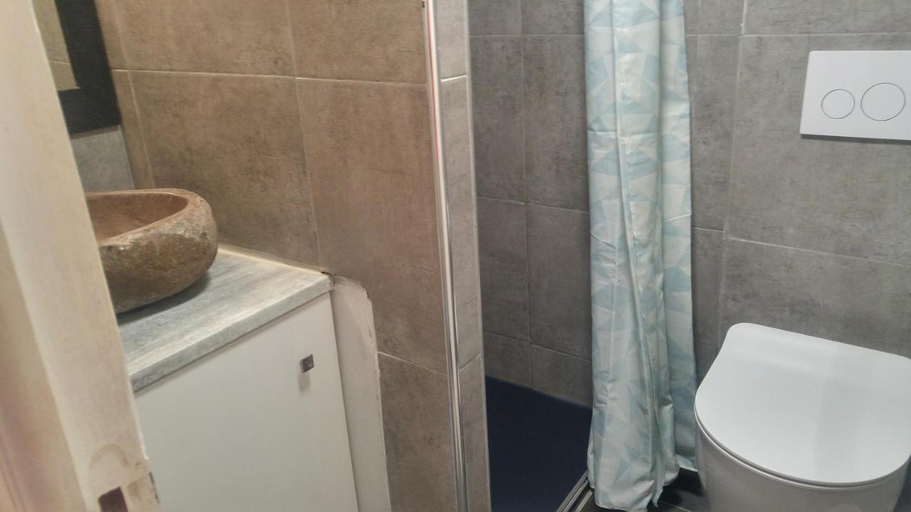 Hostel Du Lapin Blanc Сен-Бриё Экстерьер фото